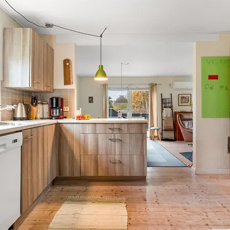Paule - 1-3km From The Sea By Interhome *